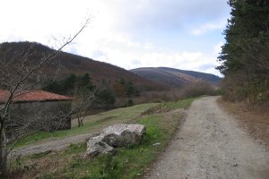 Xtrallusion photo library of independent, self-guided walking and sightseeing holidays in Italy. Pictures, images, photos and photographs taken along the way of this 1-day walking itinerary, to give you a visual impression of the day's walk.